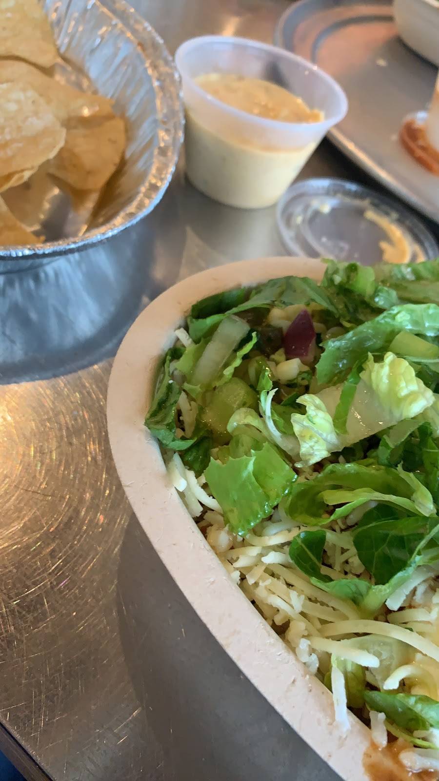 Chipotle Mexican Grill | restaurant | 1615 W River Rd N, Elyria, OH 44035, USA | 4403245723 OR +1 440-324-5723
