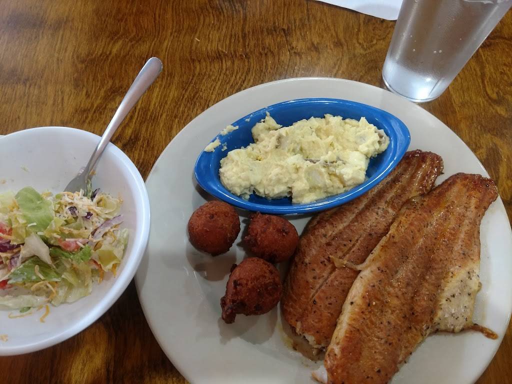 Wagonwheel Restaurant | restaurant | 8922 AL-9, Anniston, AL 36207, USA | 2562398000 OR +1 256-239-8000