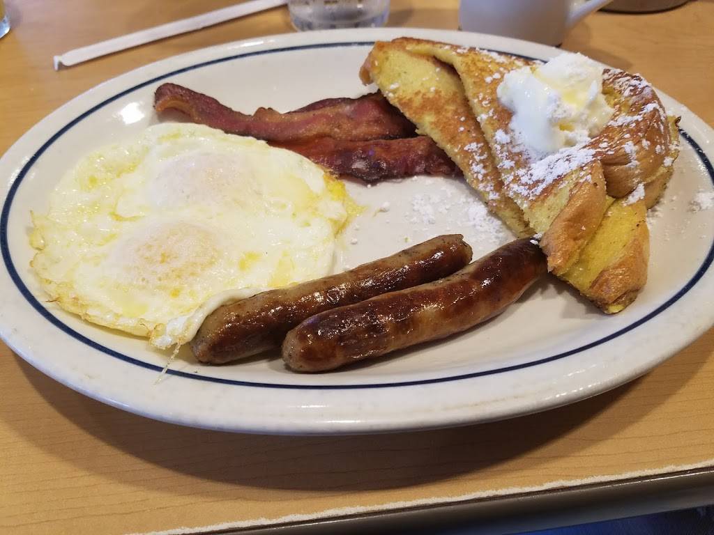 IHOP | restaurant | 3505 N Rock Rd, Wichita, KS 67226, USA | 3166308401 OR +1 316-630-8401