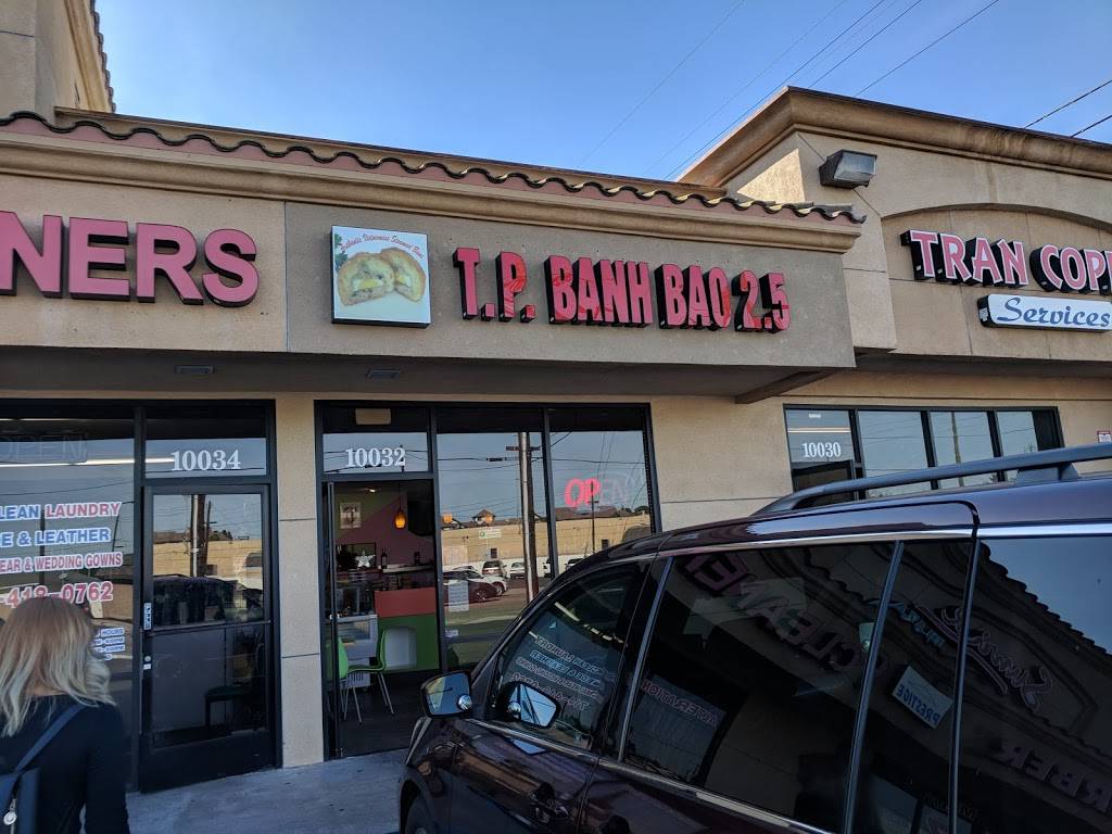 T.P. Banh Bao 2.5 | restaurant | 10032 W McFadden Ave, Westminster, CA 92683, USA | 7144686633 OR +1 714-468-6633