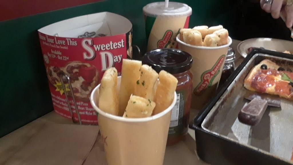 Rocky Rococo Pizza and Pasta | restaurant | 4849 S Howell Ave, Milwaukee, WI 53207, USA | 4144811616 OR +1 414-481-1616