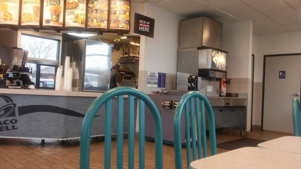 Taco Bell | meal takeaway | 1406 Commerce Dr, St Marys, OH 45885, USA | 4193945970 OR +1 419-394-5970