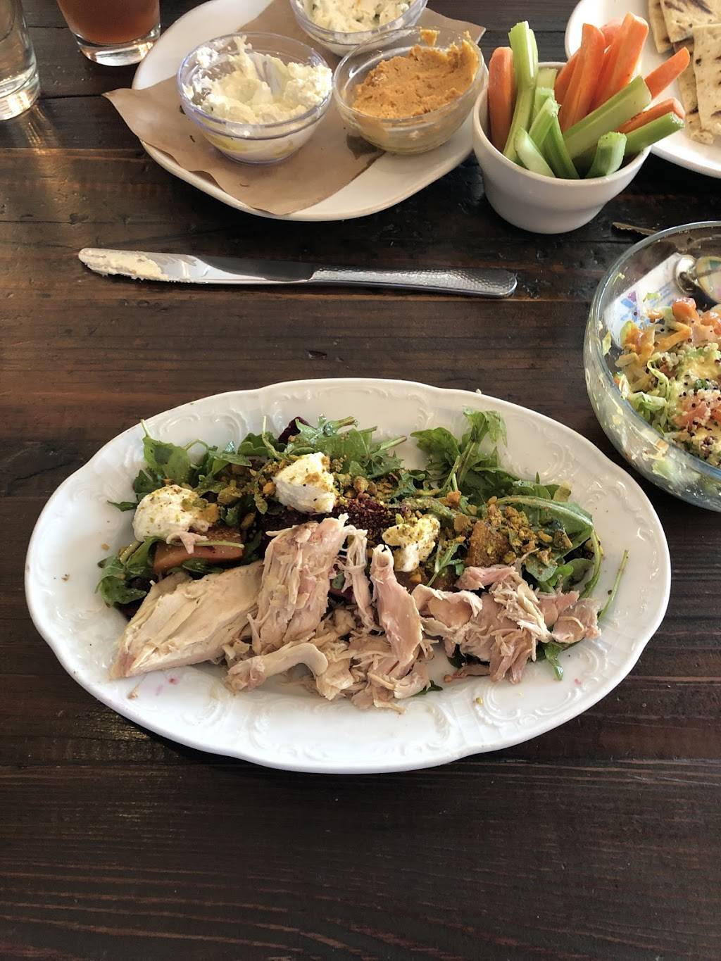 KID CASHEW | restaurant | 1608 East Blvd, Charlotte, NC 28203, USA | 7042084148 OR +1 704-208-4148