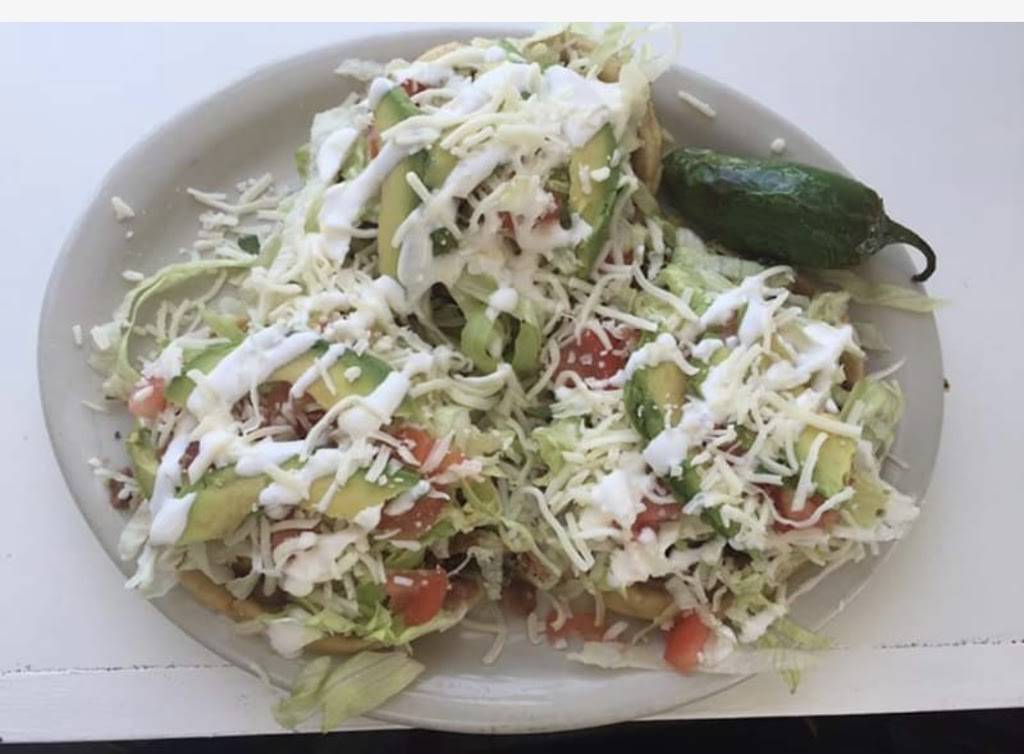 Betos Tacos Y Mas. | restaurant | 5600 McCart Ave #2421, Fort Worth, TX 76133, USA | 8172926845 OR +1 817-292-6845