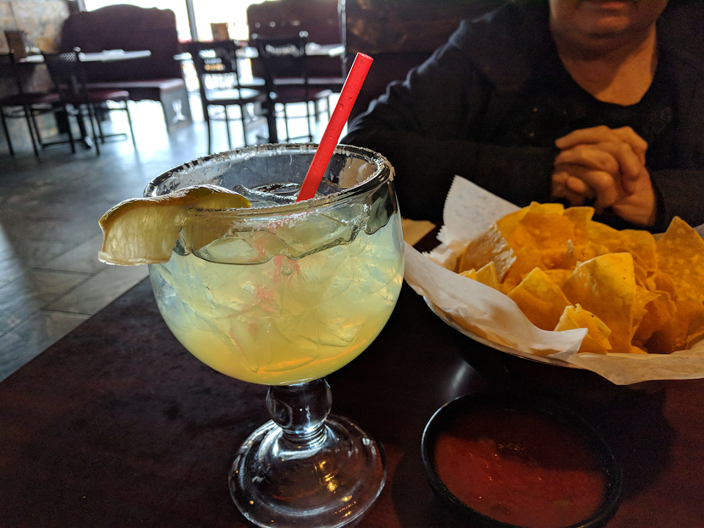 Cilantros Mexican Bar & Grill | restaurant | 14440 F St, Omaha, NE 68137, USA | 4028950384 OR +1 402-895-0384