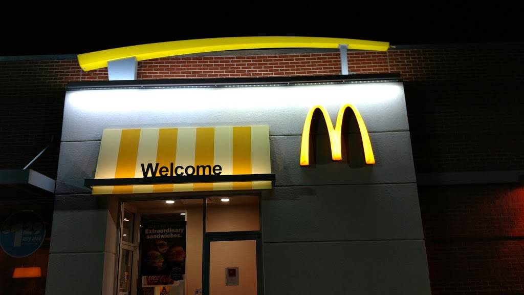 McDonalds | cafe | 211 Wal Mart Dr, Harrison, AR 72601, USA | 8707415266 OR +1 870-741-5266