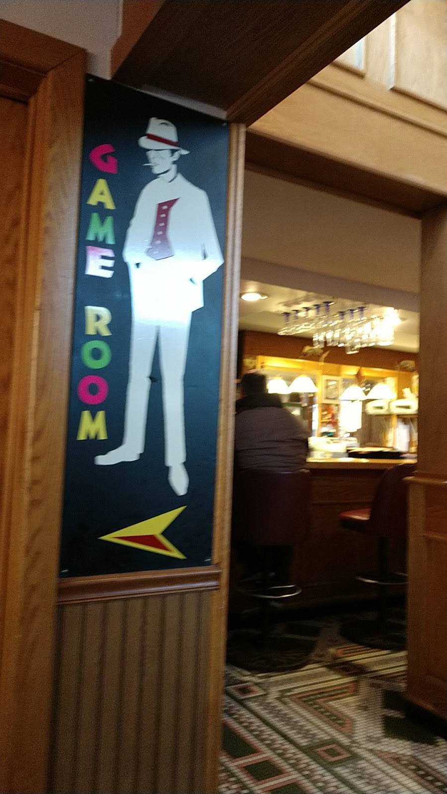 Golden Chopsticks | restaurant | 329 N York St, Wheeling, WV 26003, USA | 3042322888 OR +1 304-232-2888