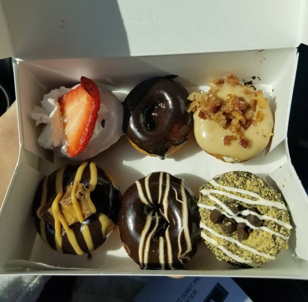 Humble Donut Co. | restaurant | 5900 W Memorial Rd suite d, Oklahoma City, OK 73134, USA | 4054704402 OR +1 405-470-4402