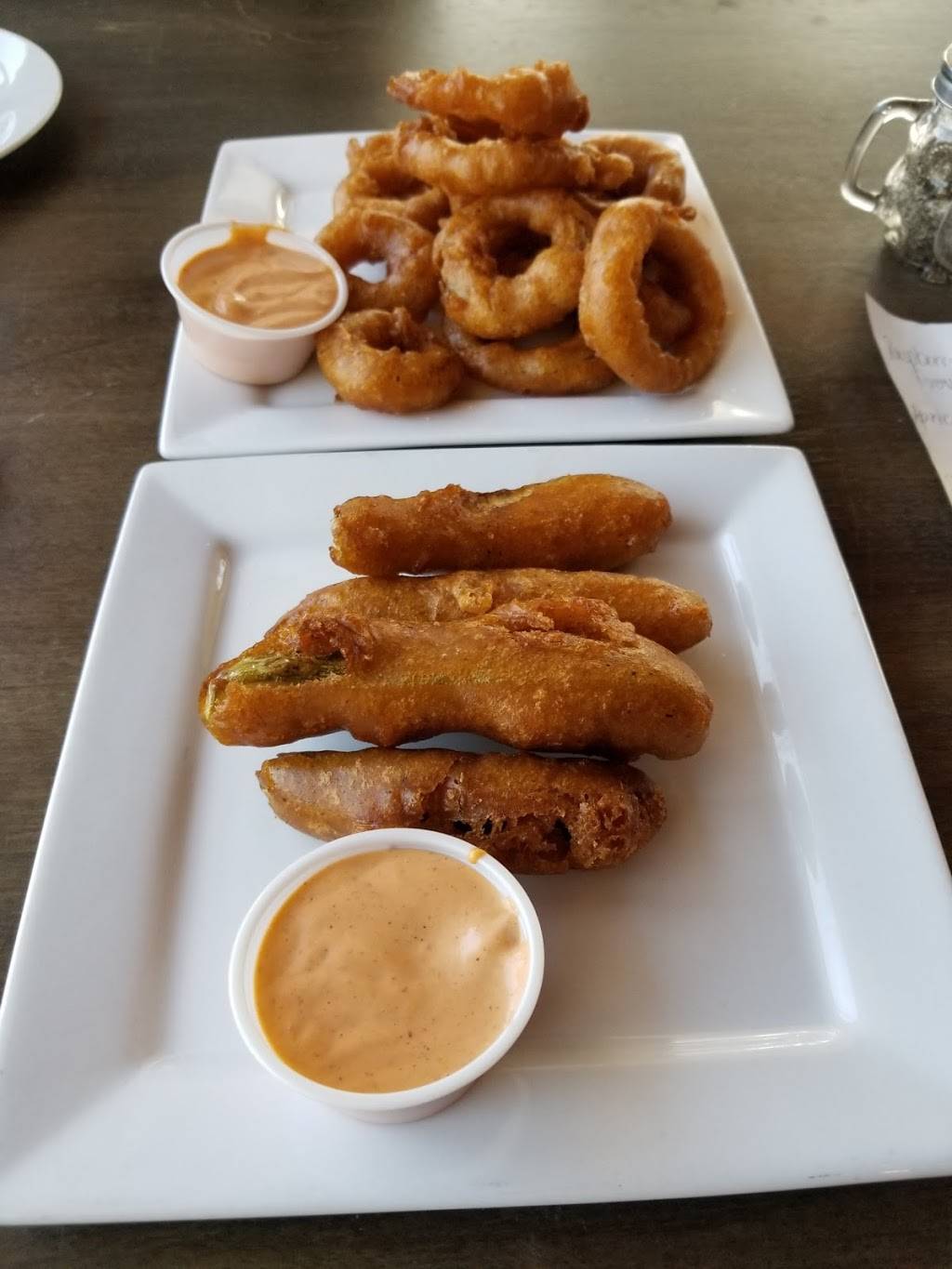 The Rookery Alehouse and Grill | restaurant | 171 W 2nd St, Pomona, CA 91766, USA | 9098654400 OR +1 909-865-4400