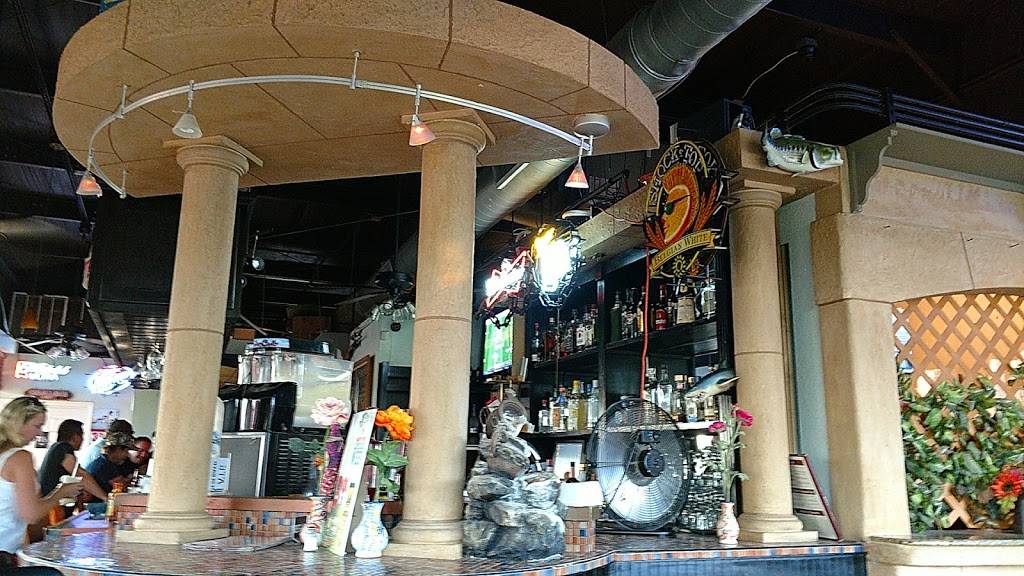 EL Rey Restaurant Bar N Grill | restaurant | 2400 US-290, Dripping Springs, TX 78620, USA | 5128585459 OR +1 512-858-5459