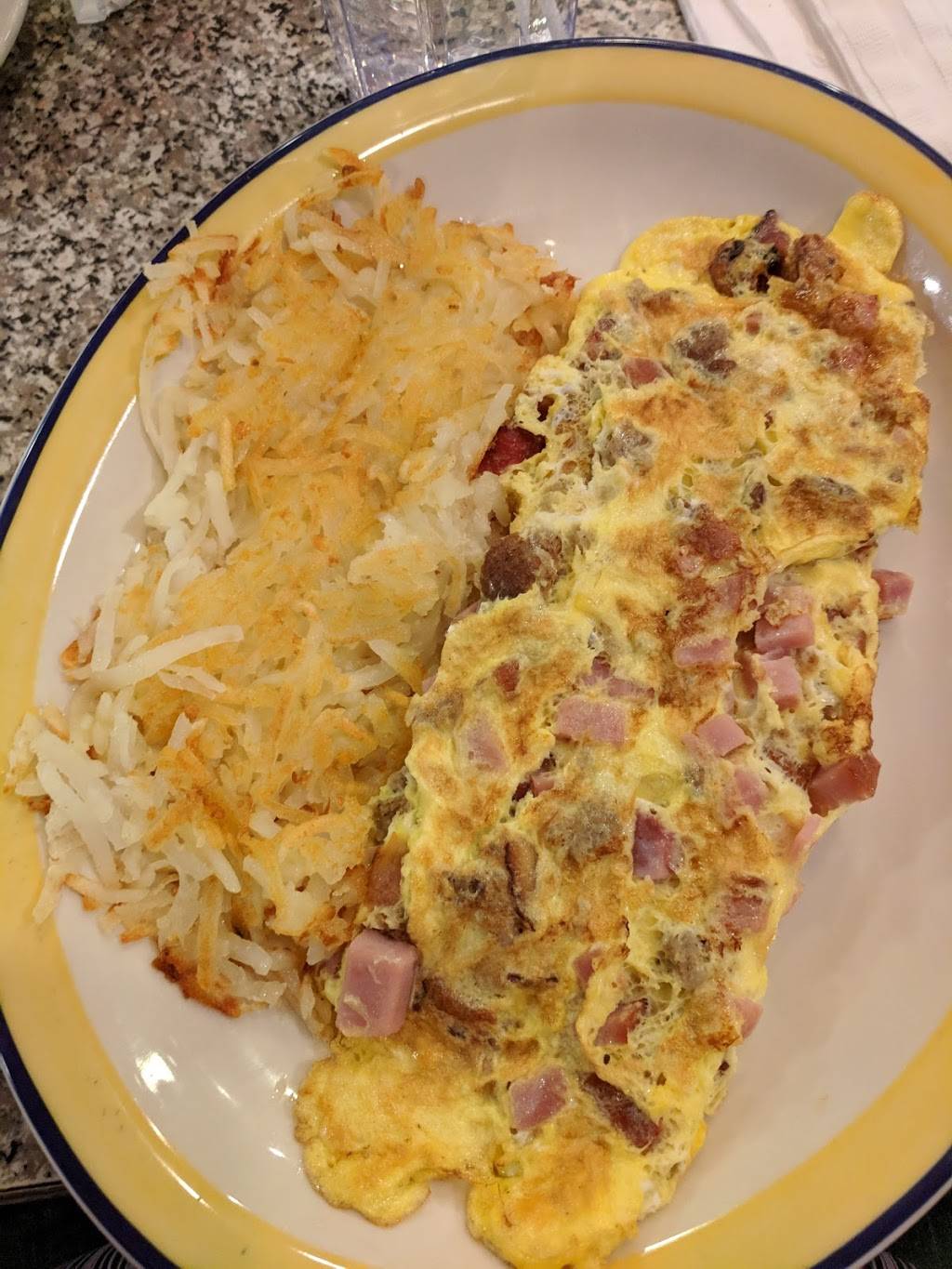 Pleasant Hill Diner | restaurant | 5015 E University Ave, Pleasant Hill, IA 50327, USA | 5152634341 OR +1 515-263-4341