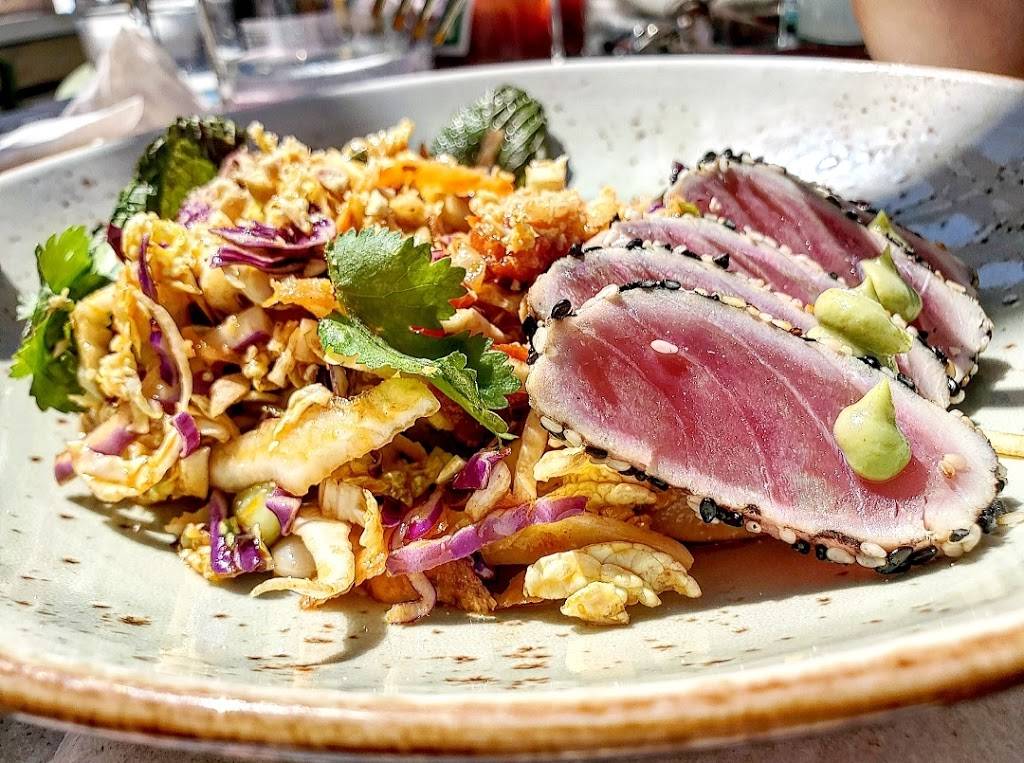 The Wilcox Gastropub | restaurant | 30 Eglinton Ave W, Mississauga, ON L5R 3E7, Canada | 9055681122 OR +1 905-568-1122