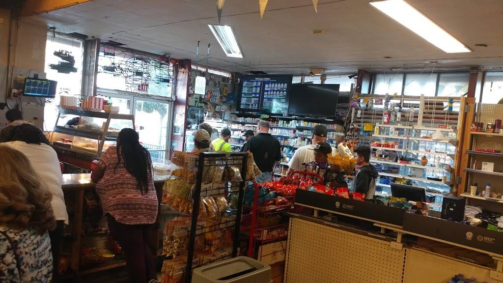 Salehs Smokehouse Market | restaurant | 679 98th Ave, Oakland, CA 94603, USA | 5105539191 OR +1 510-553-9191