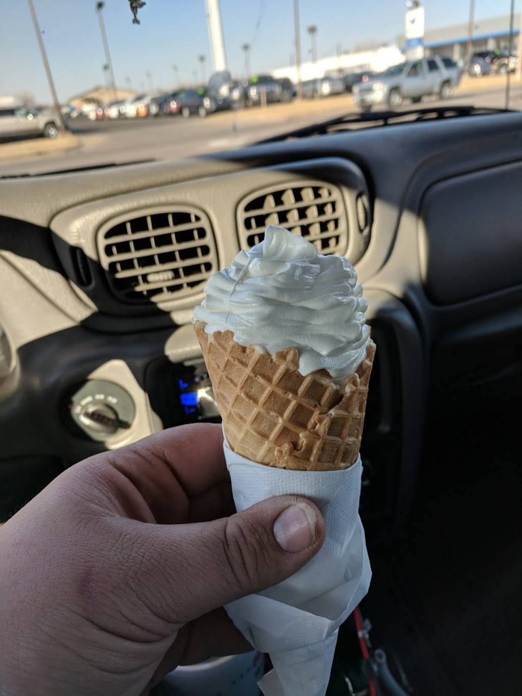 Spangles | restaurant | 1107 E 30th Ave, Hutchinson, KS 67502, USA | 6206624146 OR +1 620-662-4146