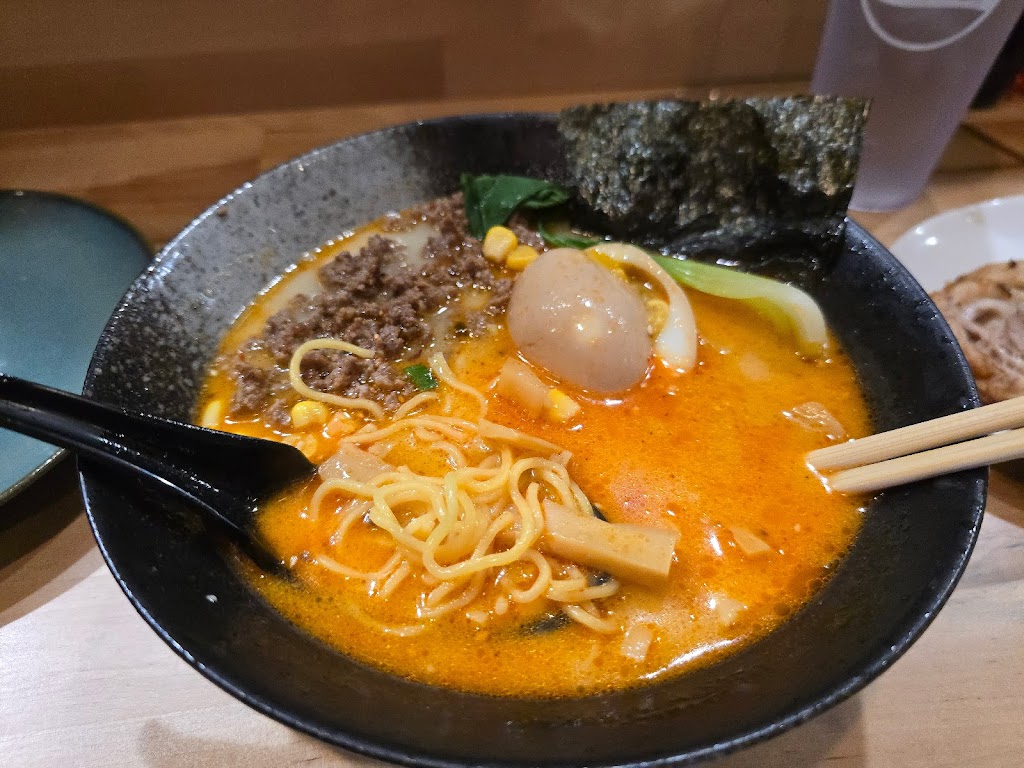 Yoshi Ramen and Sushi | restaurant | 6869 Douglas Blvd, Granite Bay, CA 95746, USA | 9164300475 OR +1 916-430-0475