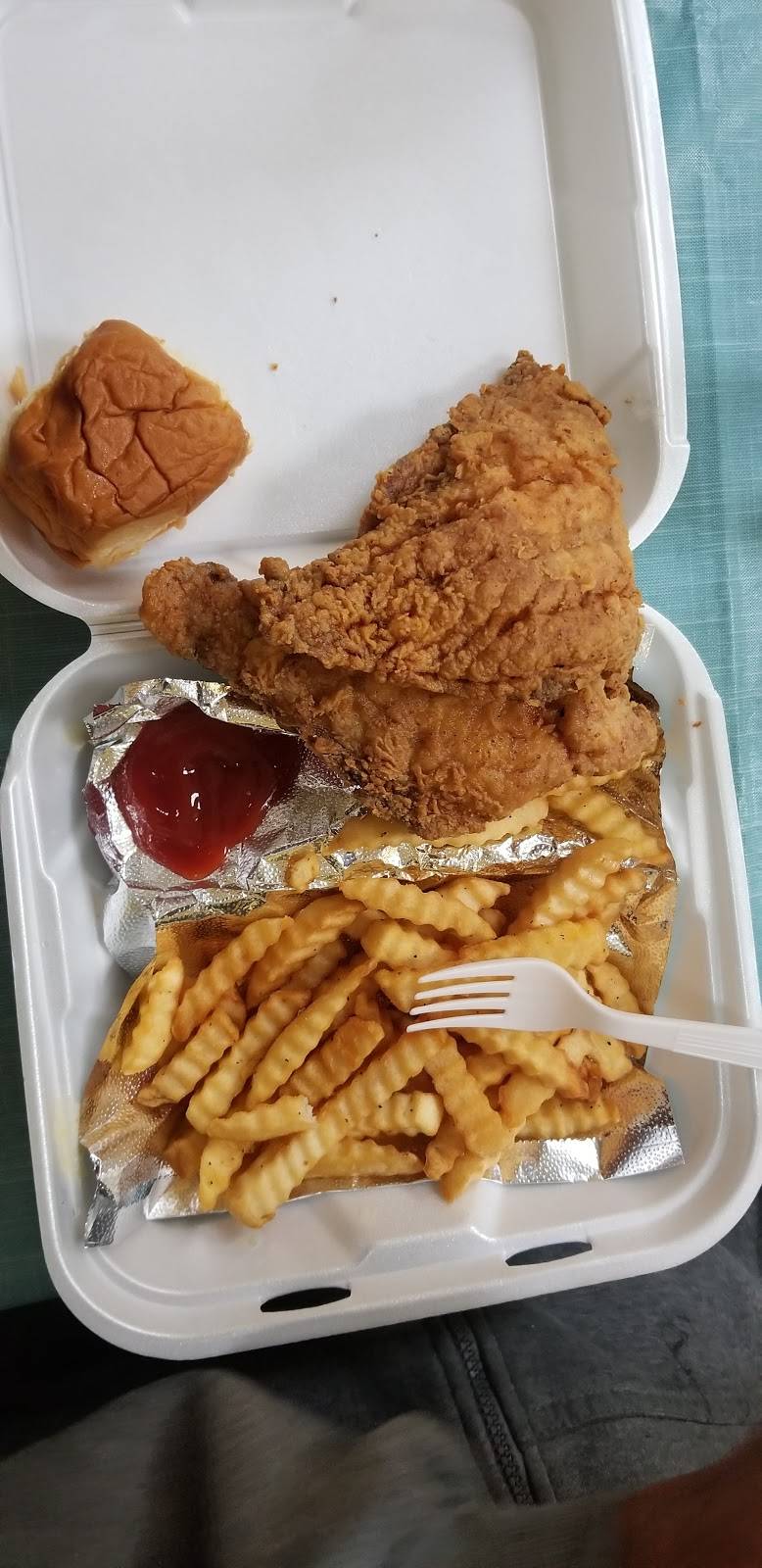 Marjoes Soul Food and Barbecue Restaurant | restaurant | 17531 S Central Ave, Carson, CA 90746, USA | 3102230061 OR +1 310-223-0061