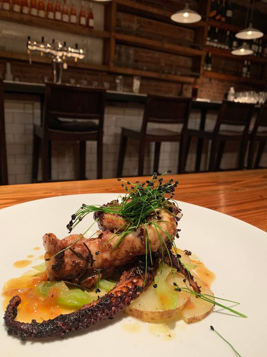 Italian Restaurant Hells Kitchen NYC - Crispins Restaurant | restaurant | 764 10th Ave, New York, NY 10019, USA | 2122652755 OR +1 212-265-2755