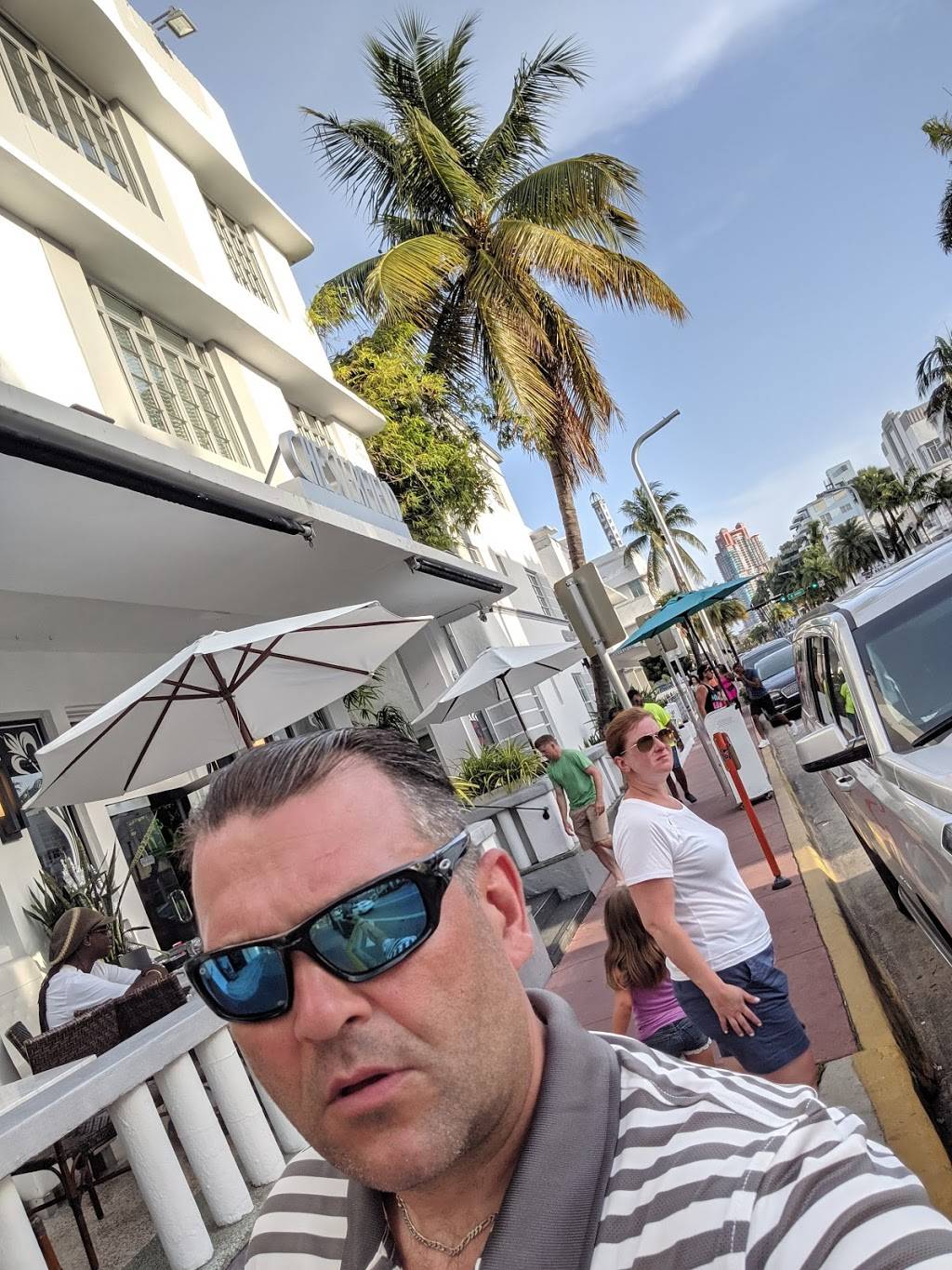 Cafe Bonjour | meal takeaway | 865 Collins Ave, Miami Beach, FL 33139, USA | 3056733668 OR +1 305-673-3668