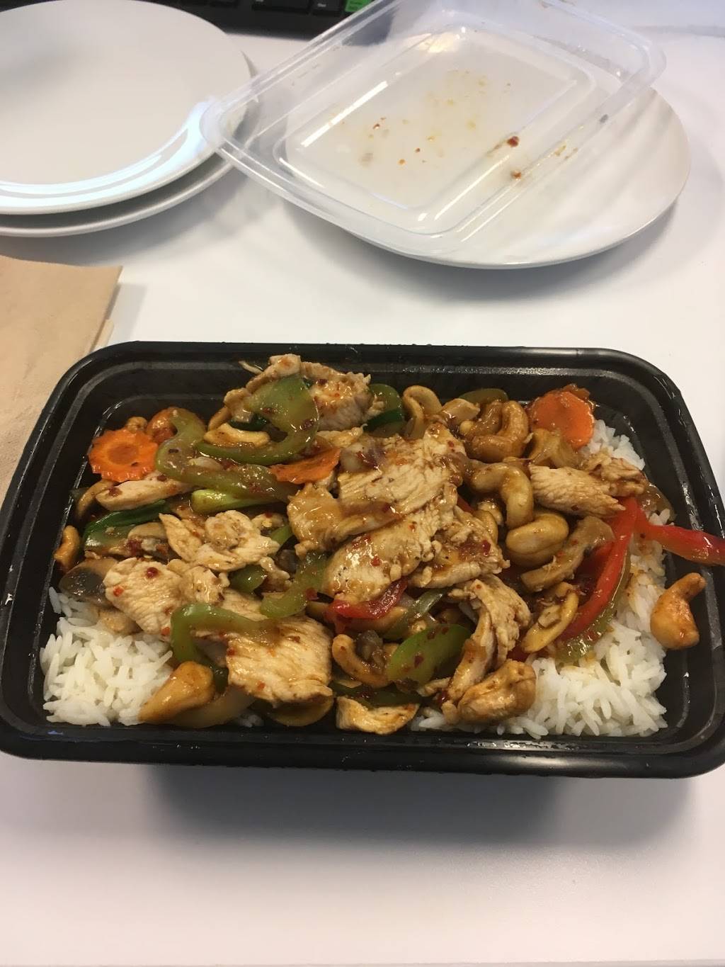 Krua Bangkok | restaurant | 1927 SW 4th Ave #1901, Portland, OR 97201, USA | 5037993735 OR +1 503-799-3735