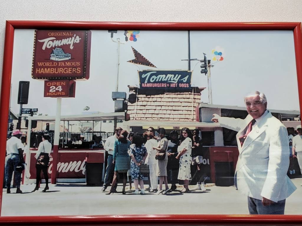 Original Tommys World Famous Hamburgers | restaurant | 3009 St Rose Pkwy, Henderson, NV 89052, USA | 7026449406 OR +1 702-644-9406