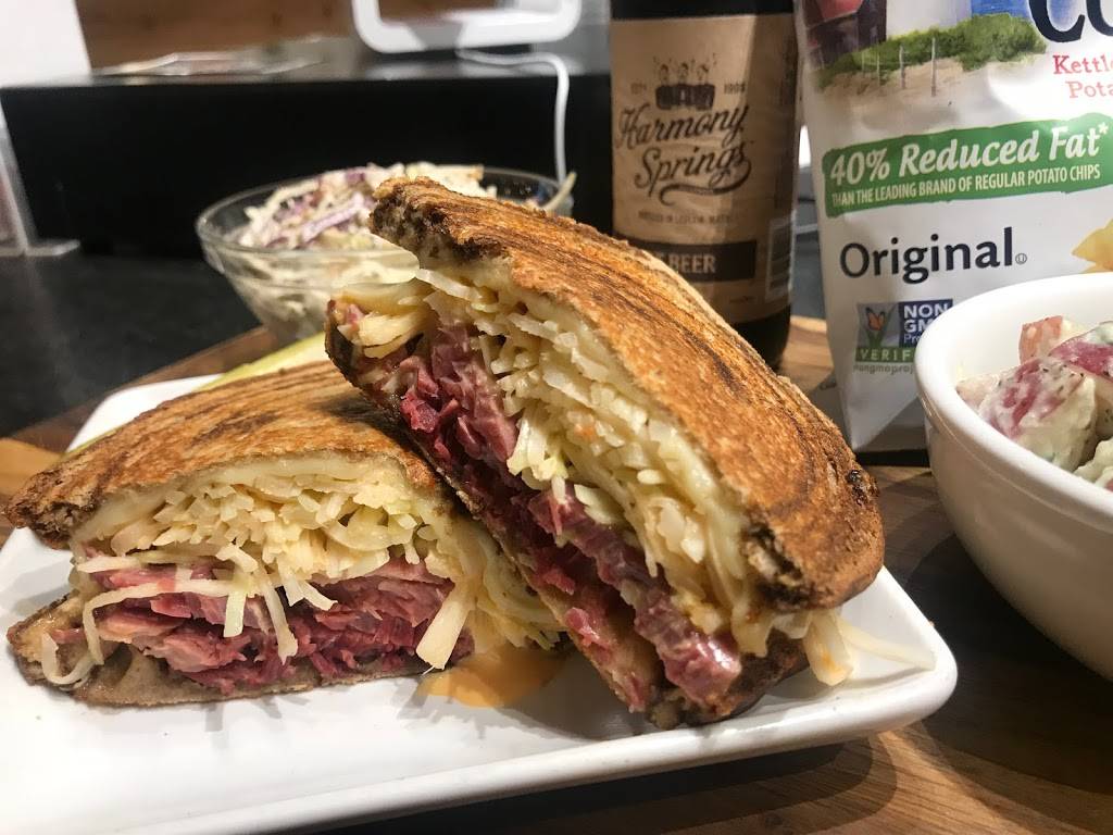 Beantown Pastrami Company | restaurant | 100 Hanover St, Boston, MA 02108, USA | 6179430705 OR +1 617-943-0705