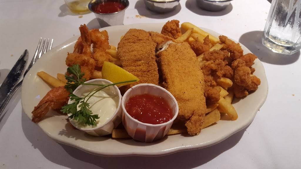 Pappadeaux Seafood Kitchen | restaurant | 15715 I-10 West, San Antonio, TX 78257, USA | 2106411171 OR +1 210-641-1171