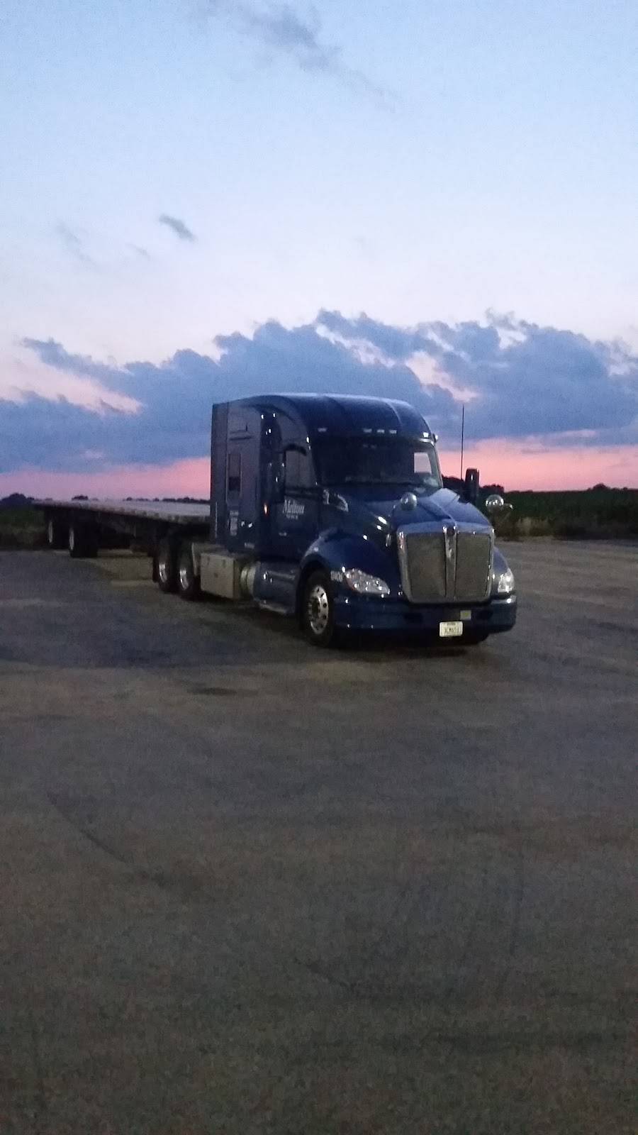 Flying J Travel Center | restaurant | 844 E 1250 S, Haubstadt, IN 47639, USA | 8127685304 OR +1 812-768-5304