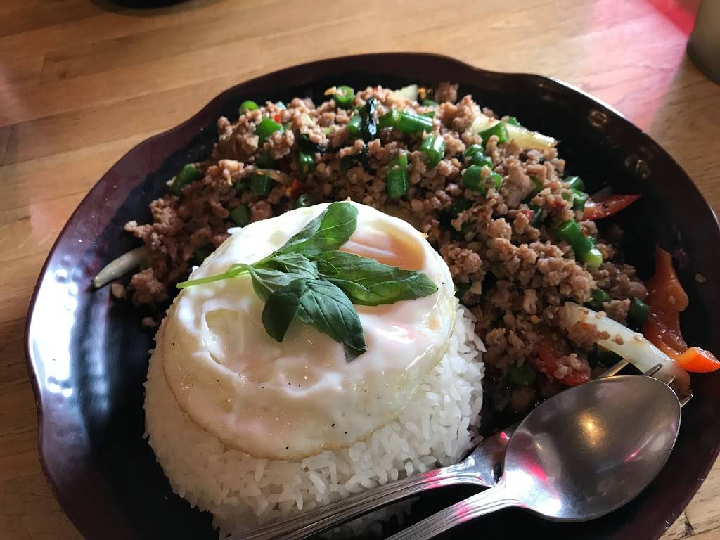 Khao Soi Thai | restaurant | 12215 Ventura Blvd #112, Studio City, CA 91604, USA | 8188532222 OR +1 818-853-2222