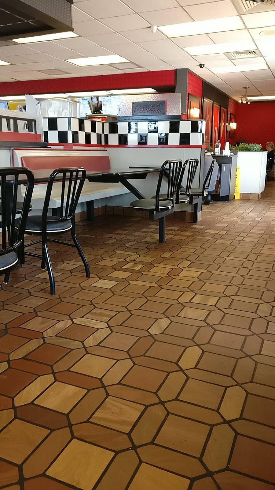 McDonalds | cafe | 4819 Lower Roswell Rd, Marietta, GA 30068, USA | 7709731125 OR +1 770-973-1125