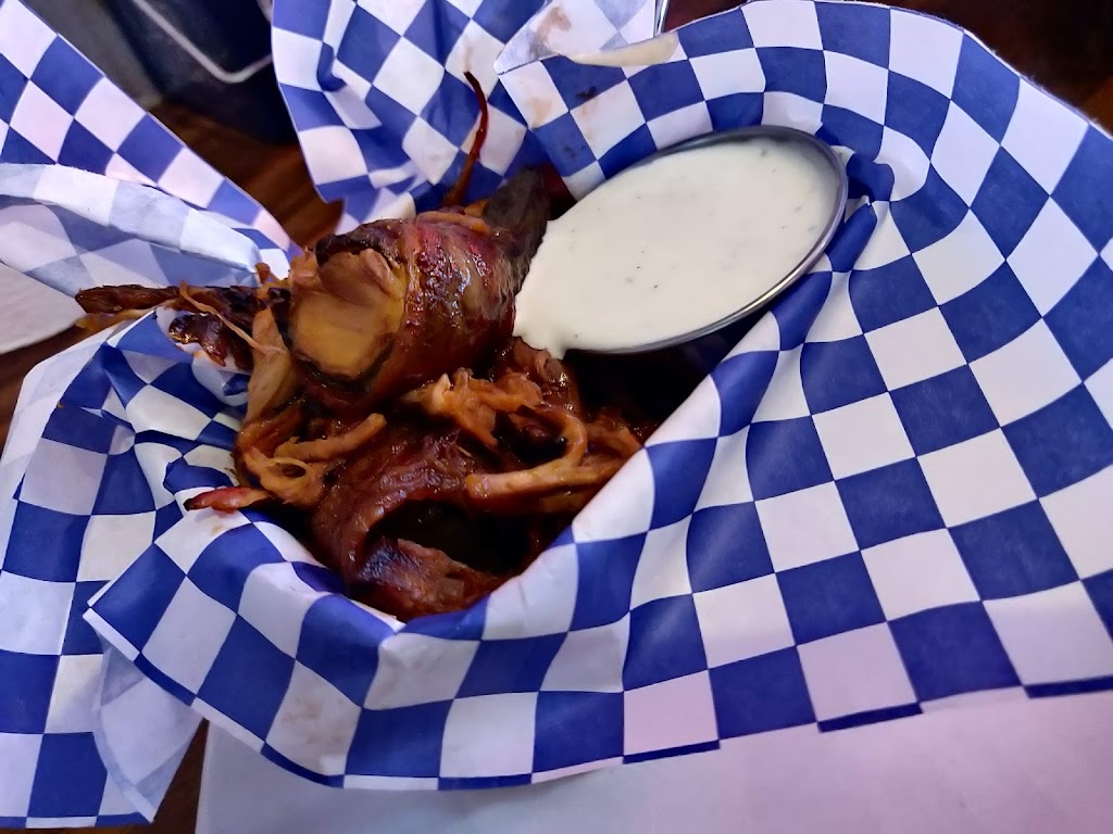 Brick’s Rockin’ BBQ | restaurant | 110 W 11th St, Hays, KS 67601, USA | 7856214227 OR +1 785-621-4227