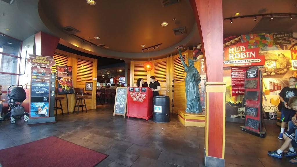 Red Robin Gourmet Burgers and Brews | restaurant | 1002 Outlet Collection Way SW, Auburn, WA 98001, USA | 2538046550 OR +1 253-804-6550