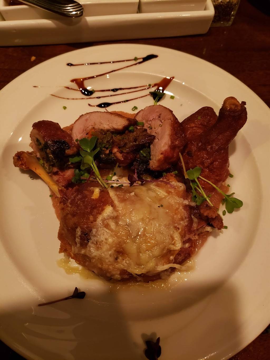 J Fords Black Angus | restaurant | 129 S 7th St, Terre Haute, IN 47807, USA | 8122355549 OR +1 812-235-5549