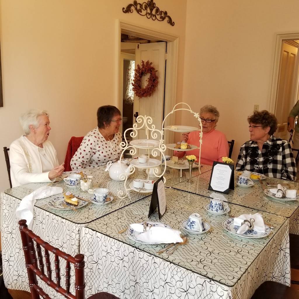 Swan House Tea Room | cafe | 225 W Sandusky St, Findlay, OH 45840, USA | 4194297926 OR +1 419-429-7926