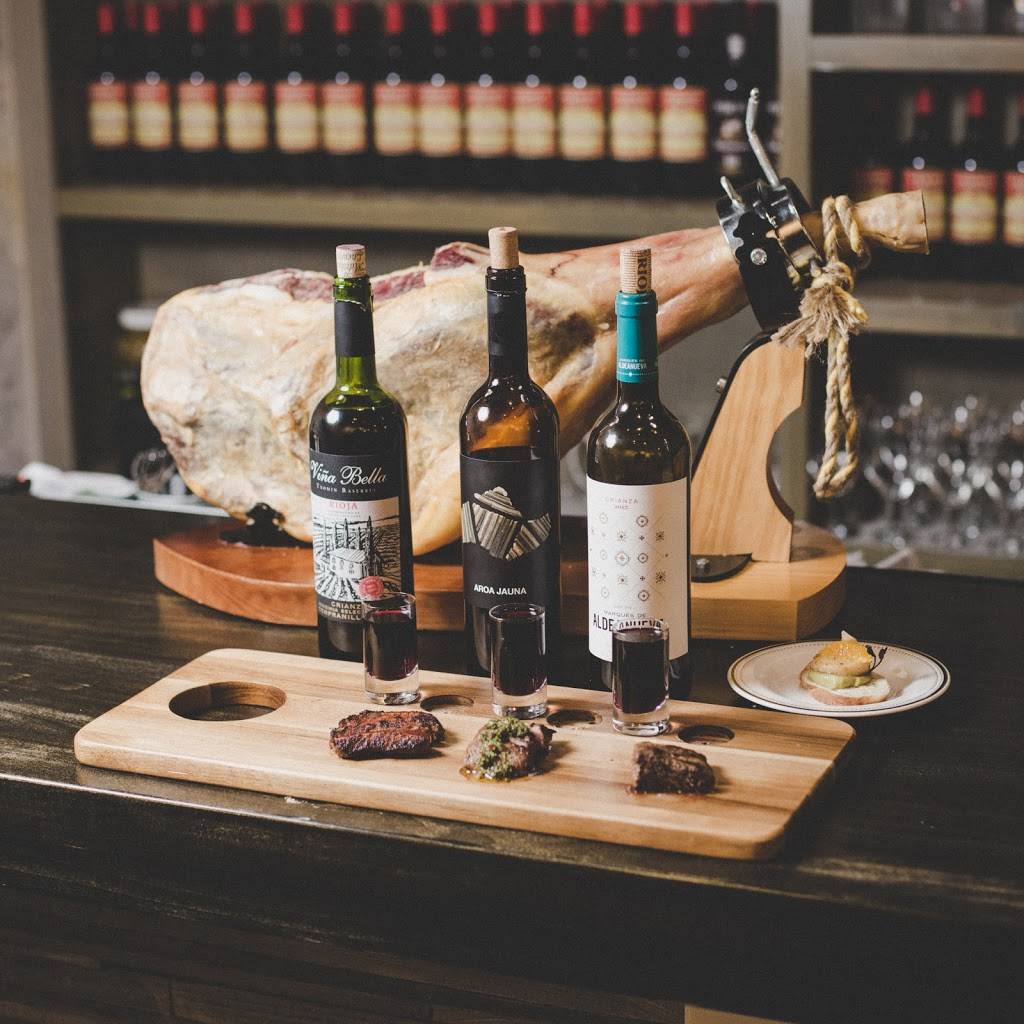 El Lugar | restaurant | 525 S 4th St, Columbus, OH 43206, USA | 6146707195 OR +1 614-670-7195