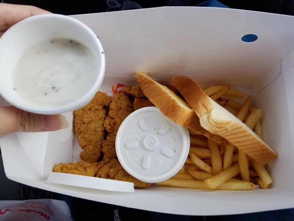 Dairy Queen Grill & Chill | restaurant | 2110 Mildred St W, University Place, WA 98466, USA | 2535651005 OR +1 253-565-1005