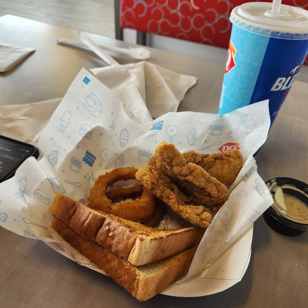 DAIRY QUEEN | restaurant | 1810 S Ohio St, Martinsville, IN 46151, USA | 7653528538 OR +1 765-352-8538