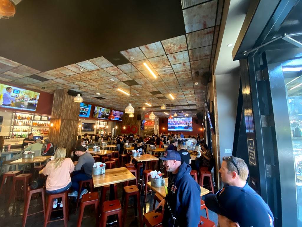 Sauced BBQ & Spirits San Jose - Santana Row | restaurant | 3055 Olin Ave #1005, San Jose, CA 95128, USA | 4085648048 OR +1 408-564-8048