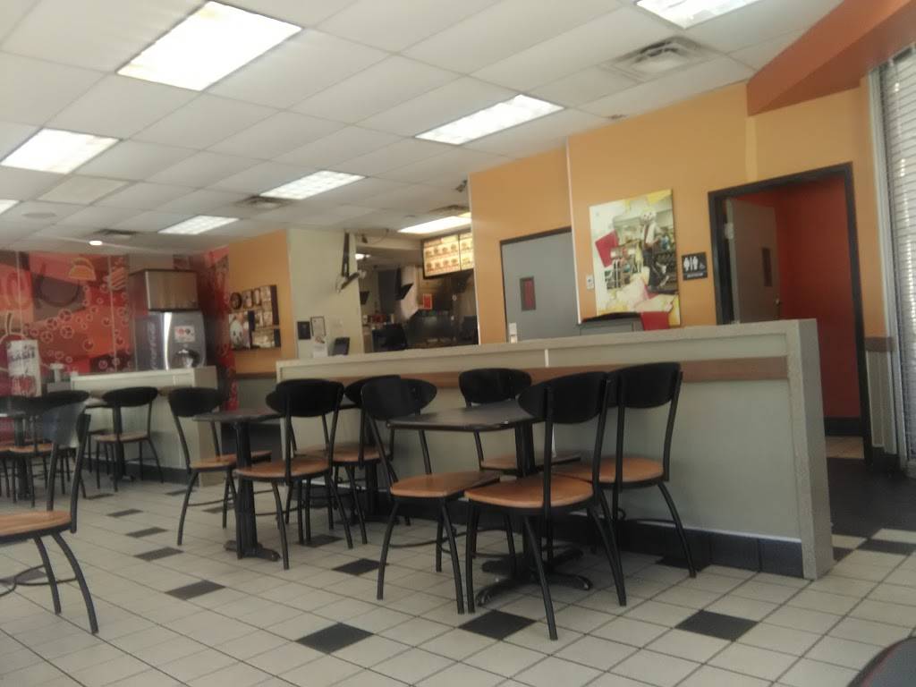 Jack in the Box | restaurant | 7150 San Pedro Ave, San Antonio, TX 78216, USA | 2105240028 OR +1 210-524-0028