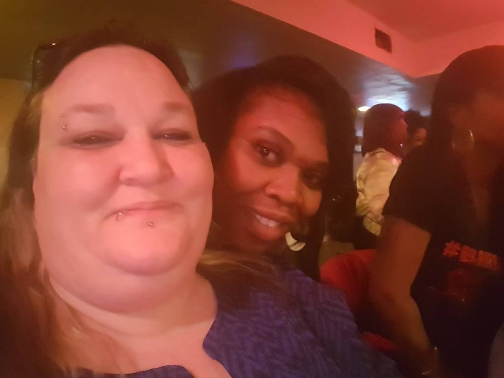 Spot At 76th | restaurant | 5954 N 76th St, Milwaukee, WI 53218, USA | 4142319202 OR +1 414-231-9202