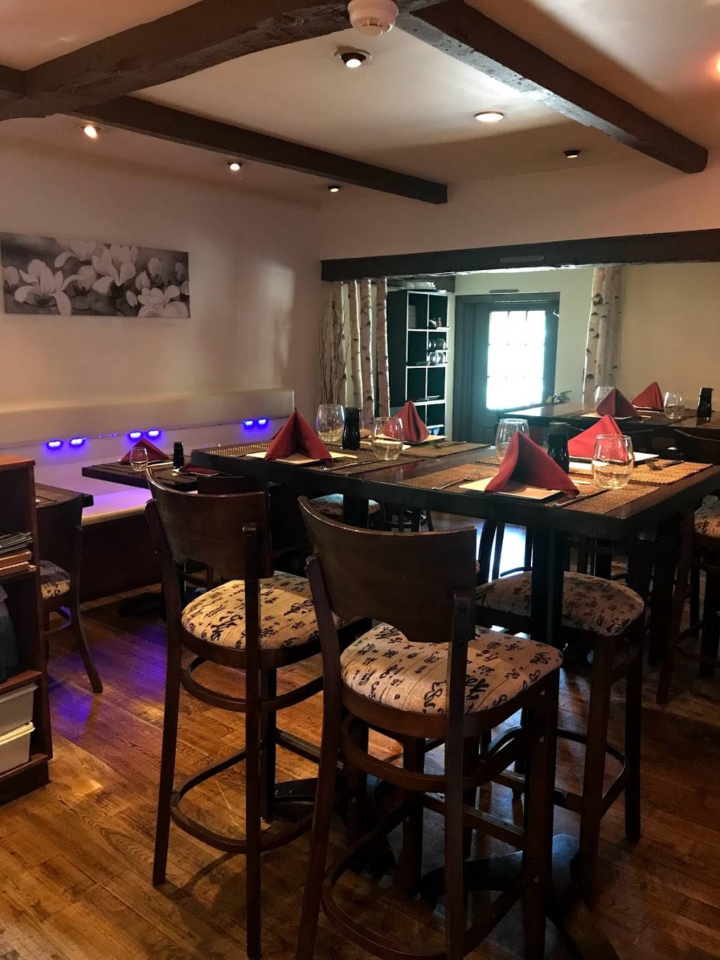 Red Lantern Sushi & Asian Kitchen | restaurant | 9 W Mill Rd, Long Valley, NJ 07853, USA | 9088677486 OR +1 908-867-7486