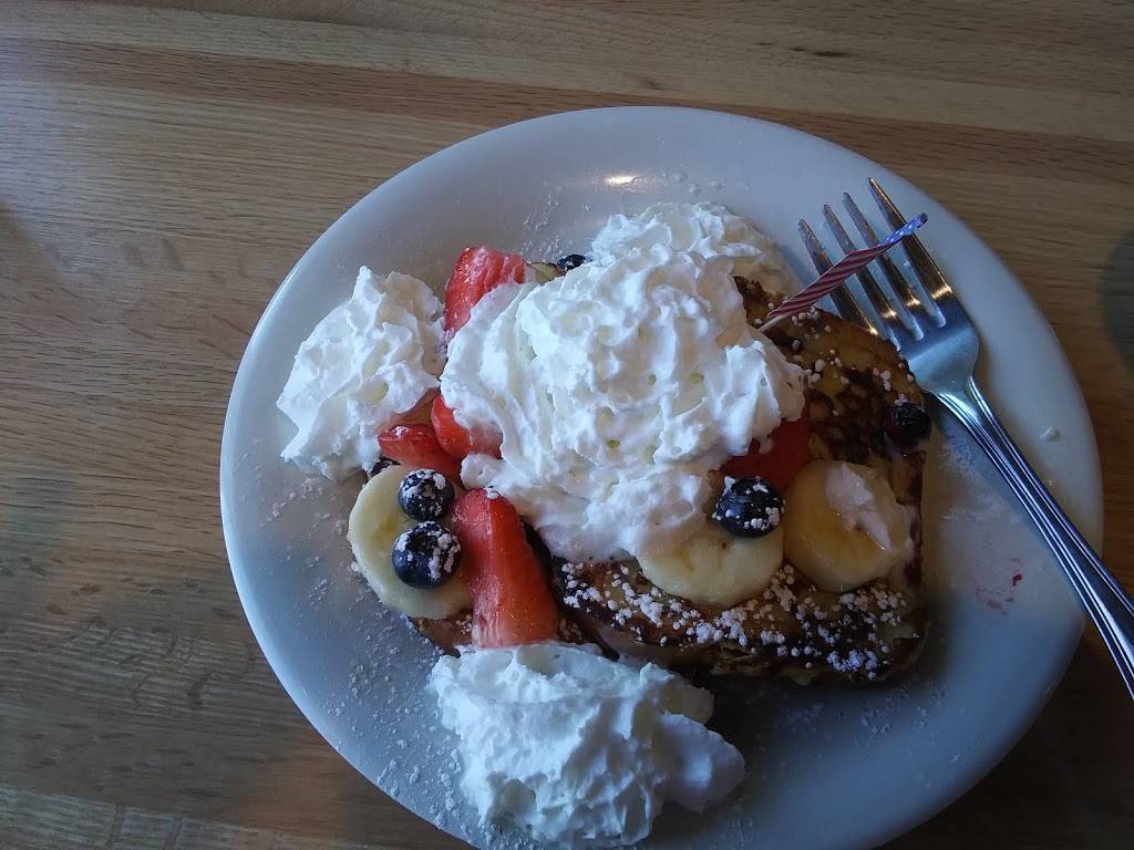 Eggs Up Grill | restaurant | 961 Roberts Branch Pkwy Suite 114, Columbia, SC 29203, USA | 8036261695 OR +1 803-626-1695