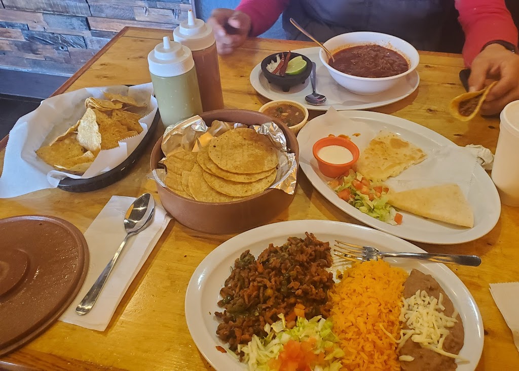 El Chaparro Mexican Food #2 | restaurant | 10301 S Roberts Rd, Palos Hills, IL 60465, USA | 7085293734 OR +1 708-529-3734