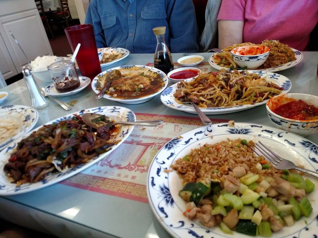 Peacock Chinese Restaurant | restaurant | 2881 McMurry Dr, Anderson, CA 96007, USA | 5303659833 OR +1 530-365-9833