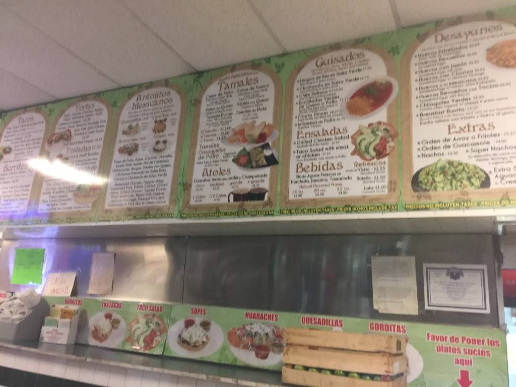 Manolos Tamales | restaurant | 4706 W 63rd St, Chicago, IL 60629, USA | 7738848000 OR +1 773-884-8000