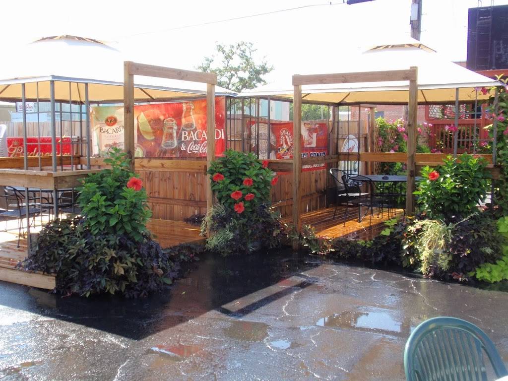 101 St. Louis Sports Spirits Sand | restaurant | 3rd and Lafayette, 1724 South Broadway, St. Louis, MO 63104, USA | 3146215400 OR +1 314-621-5400