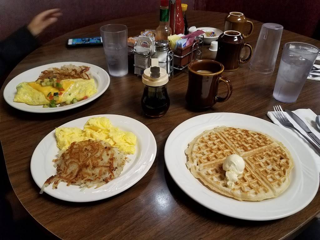 Jackies Place Restaurant | restaurant | 2636 Spenard Rd, Anchorage, AK 99503, USA | 9072743211 OR +1 907-274-3211