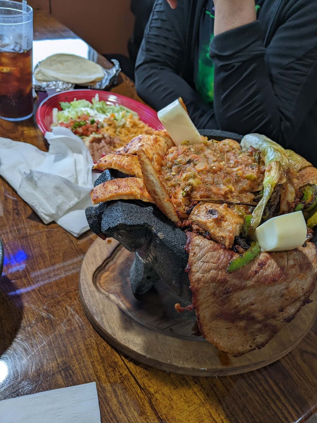 La Rivera Mexican Restaurant | restaurant | 95 Skinner Flat Rd, Manchester, TN 37355, USA | 9319540863 OR +1 931-954-0863