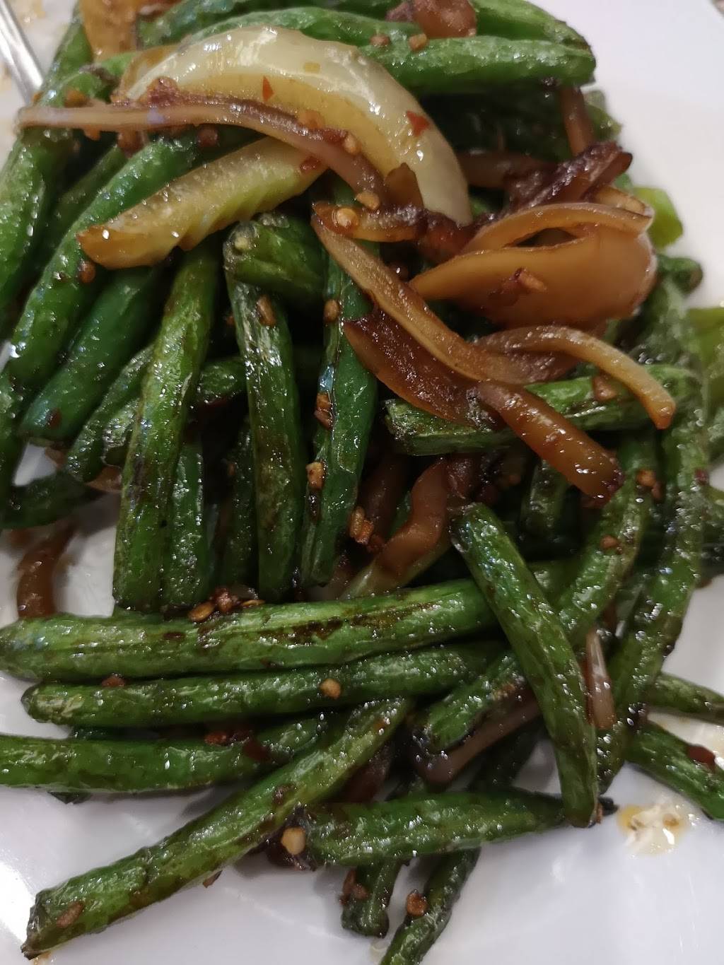 Willys Chinese Restauraunt | restaurant | 10459 Yonge St, Richmond Hill, ON L4C 3C2, Canada | 9058835690 OR +1 905-883-5690