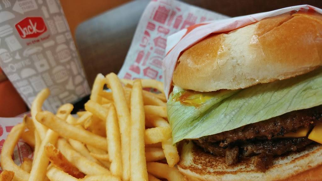 Jack in the Box | restaurant | 5601 Pacific Coast Hwy, Long Beach, CA 90804, USA | 5624944799 OR +1 562-494-4799