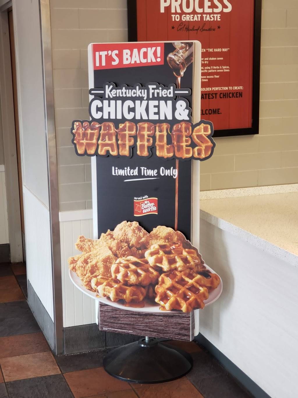 A&W Restaurant | restaurant | 10050 16th Ave SW, Seattle, WA 98146, USA | 2067628793 OR +1 206-762-8793